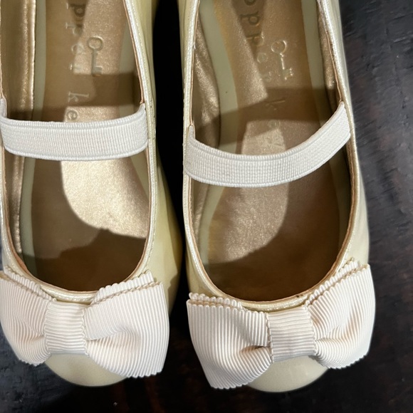Cream Copper Key Flats - Picture 4 of 5